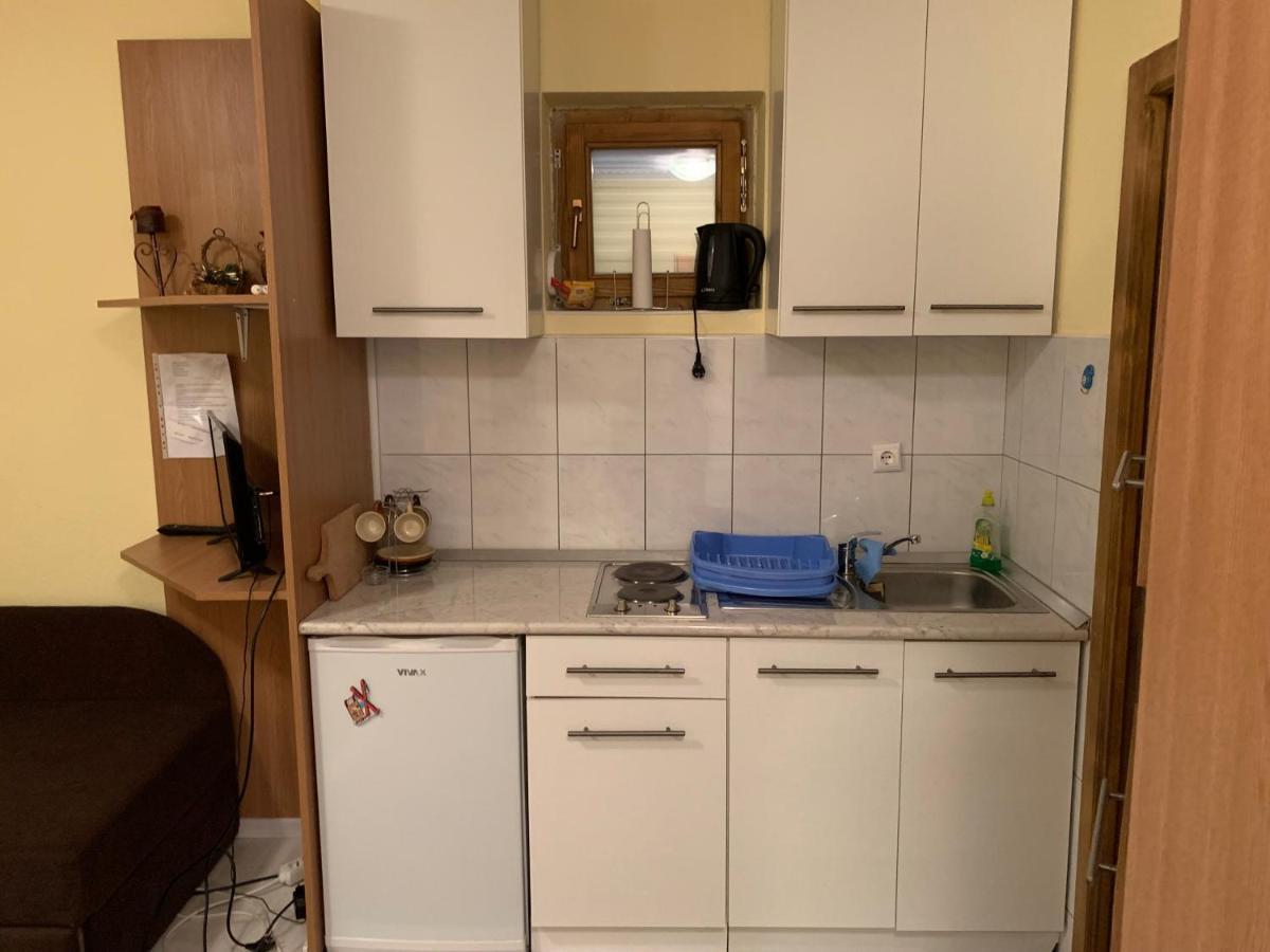 Apartments Vanja Яхорина Екстериор снимка